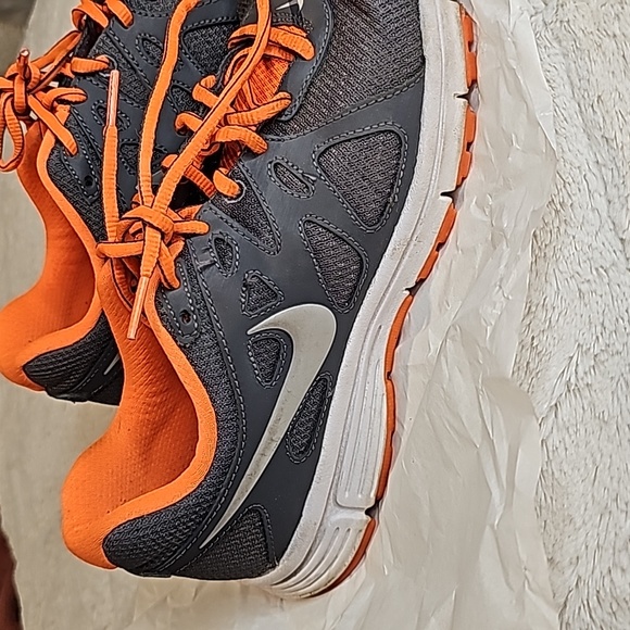 Nike Revolution 2 Gray/Orange running sneakers - Picture 2 of 9